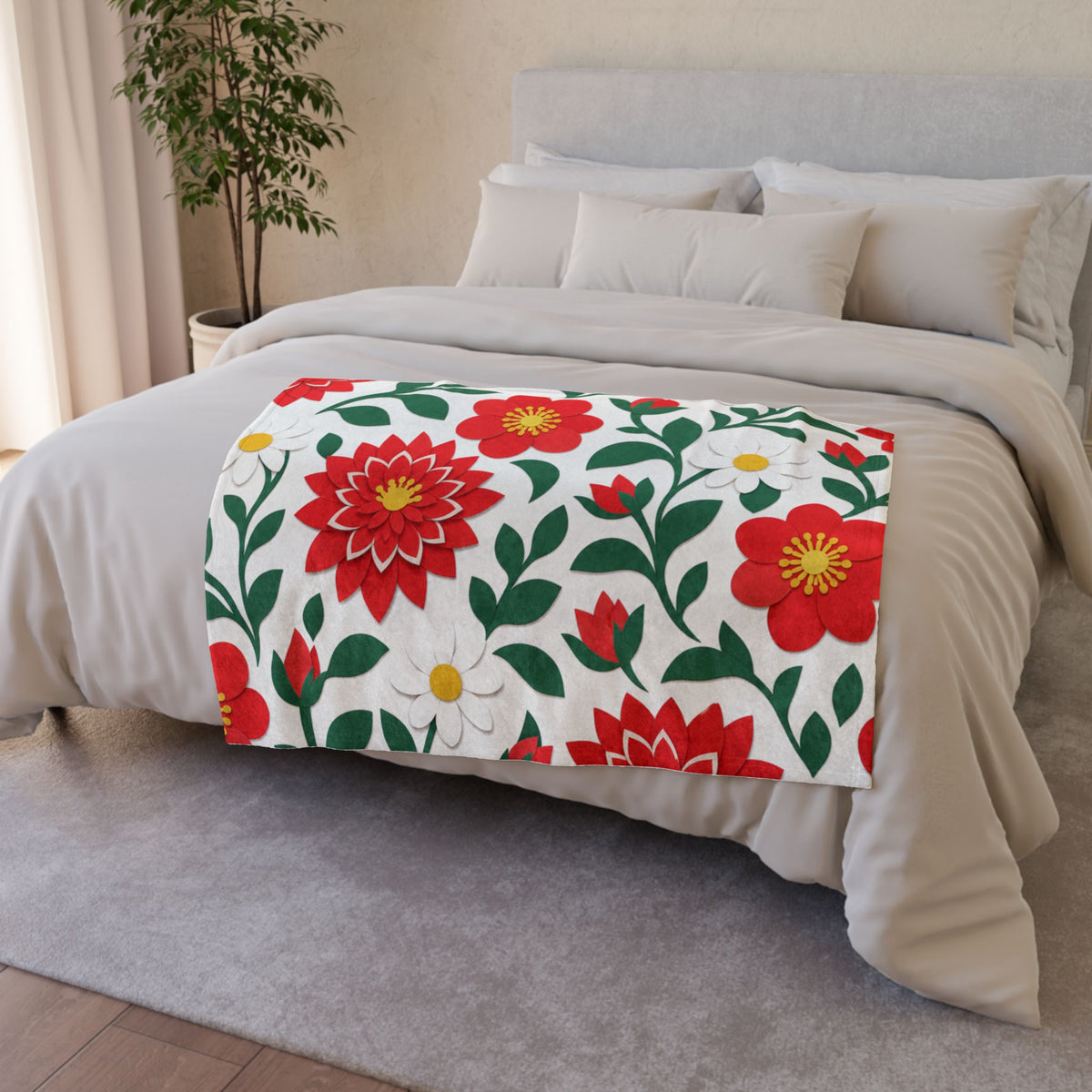 Red Dahlia Floral Fleece Blanket — Cozy Throw